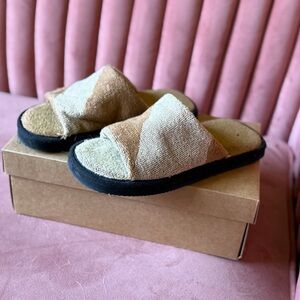 Kids Tan and Black Slide Sandals